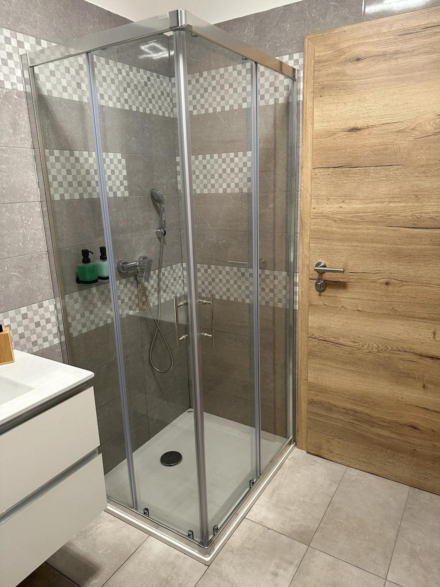 Apartma Anze Samec Dobravlje Bagian luar foto