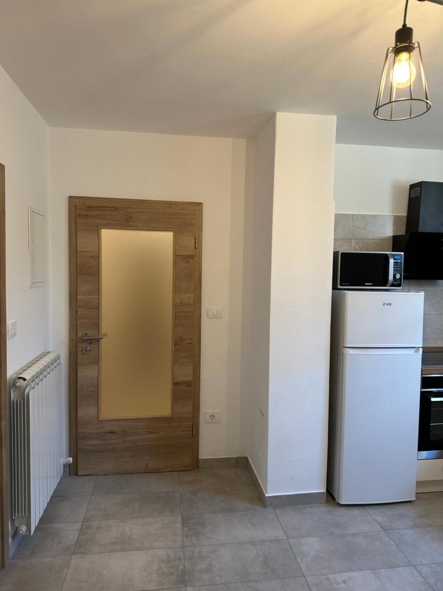 Apartma Anze Samec Dobravlje Bagian luar foto